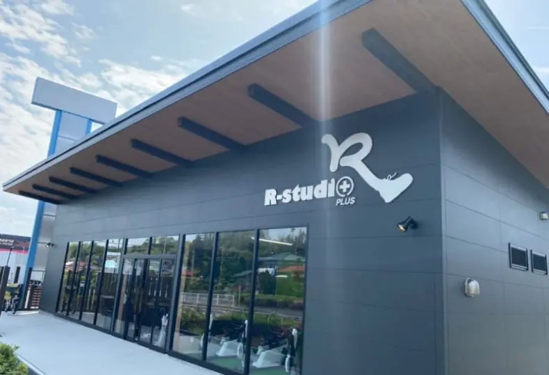 株式会社 Re ambitious